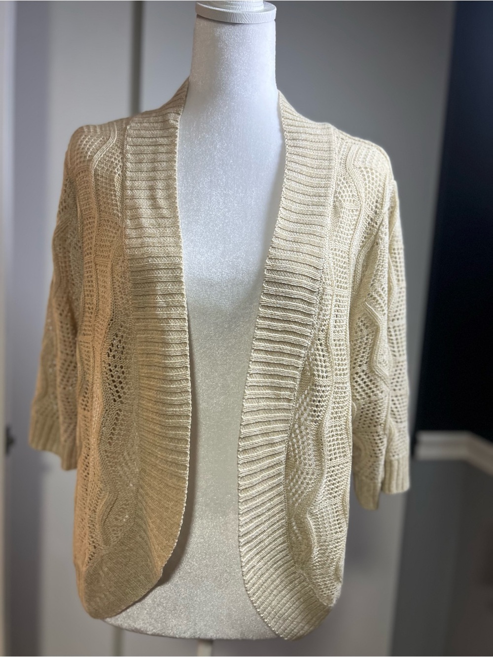 Women's Cream Open-Front Cable Knit Cardigan